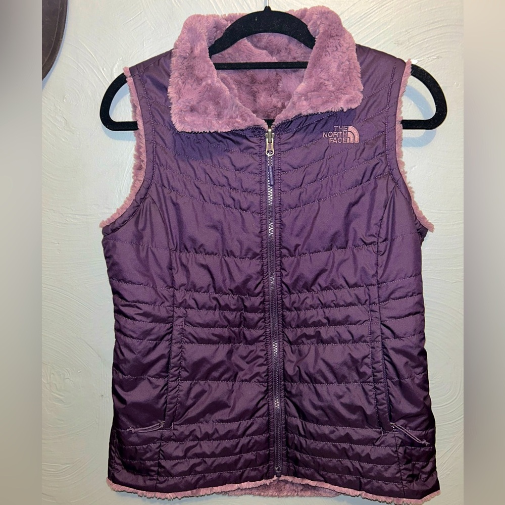 The North Face Reversible Velvety Vest Small - Plum